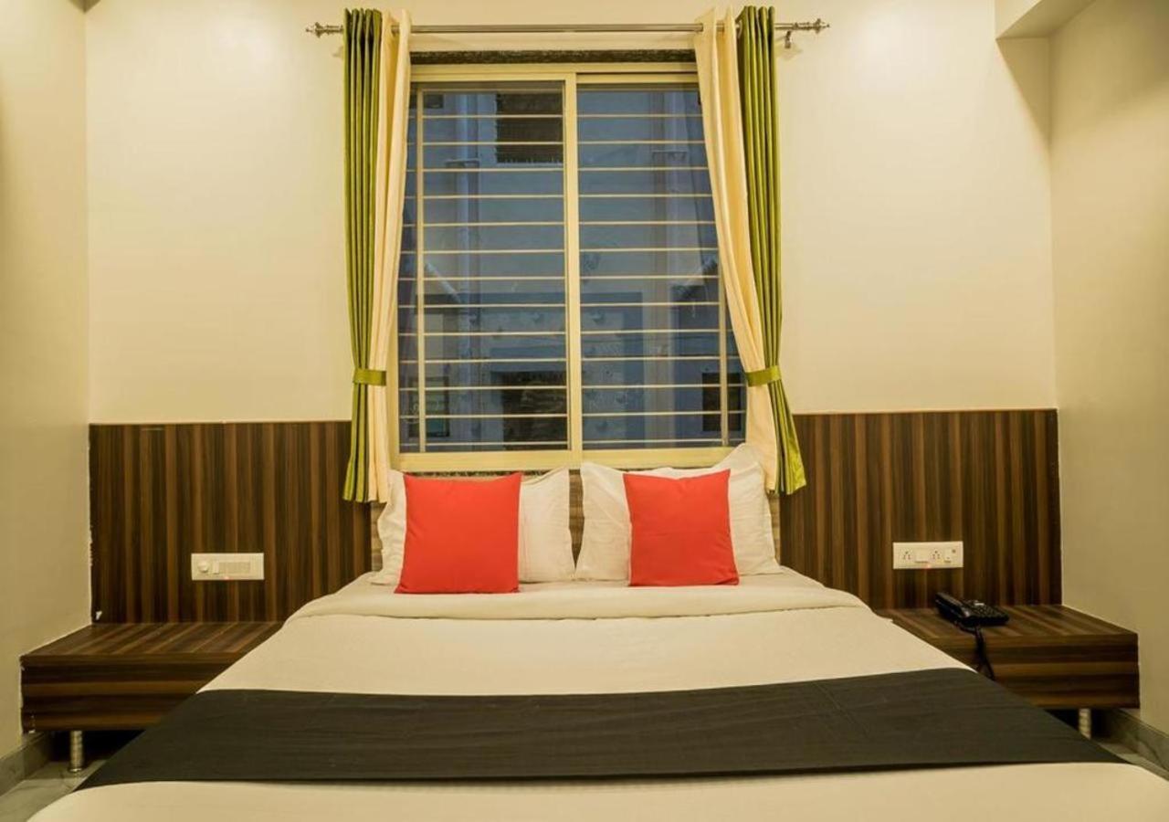 Hotel Sai Sk Palace Shirdi Buitenkant foto